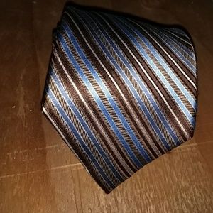 Claiborne silk neck tie